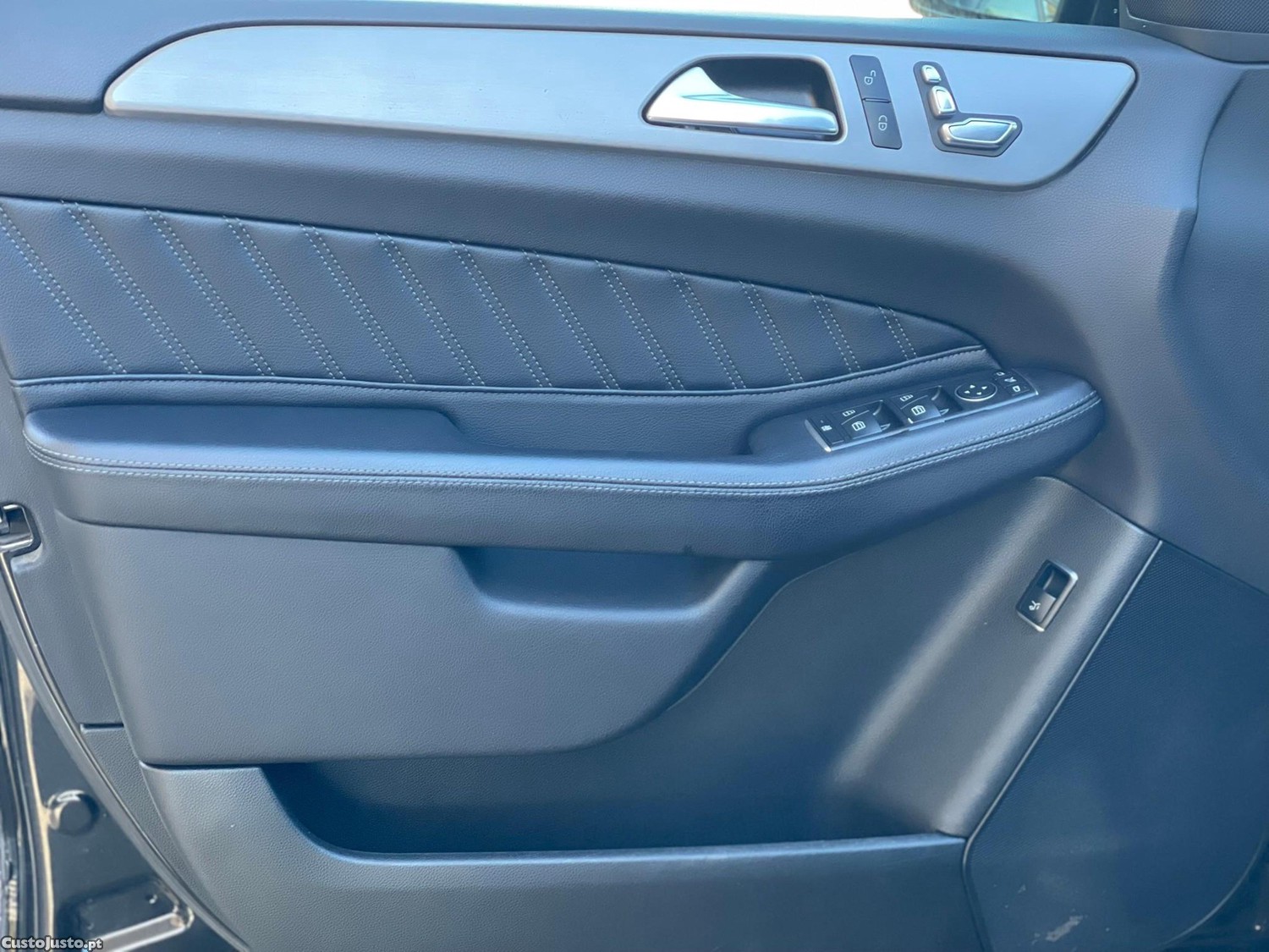 Mercedes-Benz GLE 43 AMG 4-Matic — fotografia 16