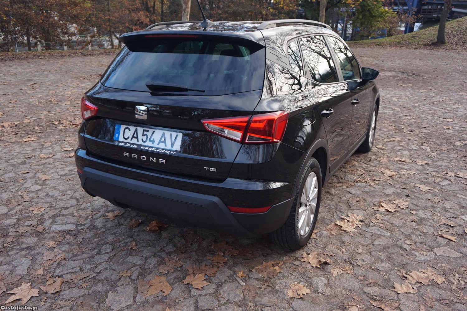 SEAT Arona 1.0 TGI XCELLENCE — fotografia 3