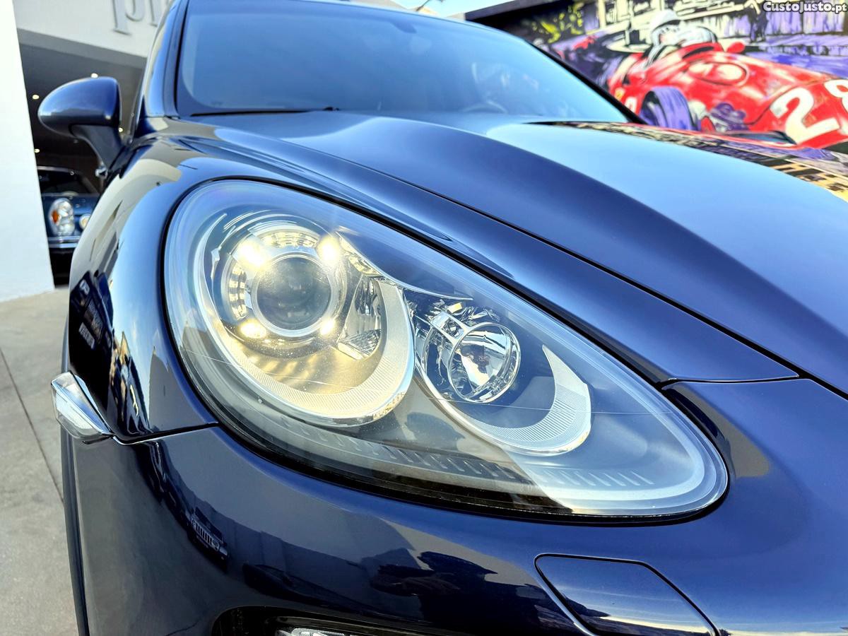 Porsche Cayenne Turbo — fotografia 15