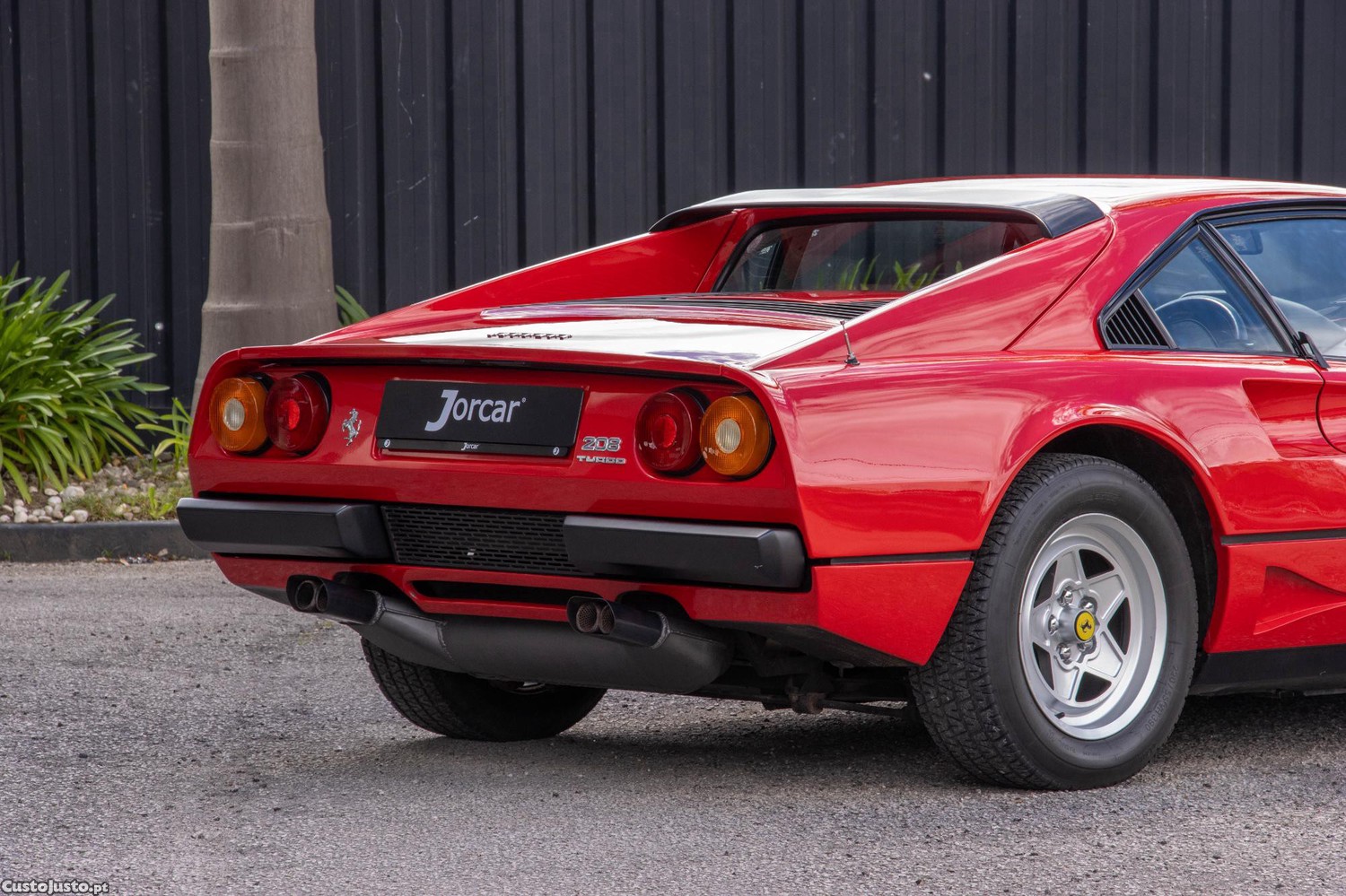 Ferrari 208 GTB Turbo — fotografia 21