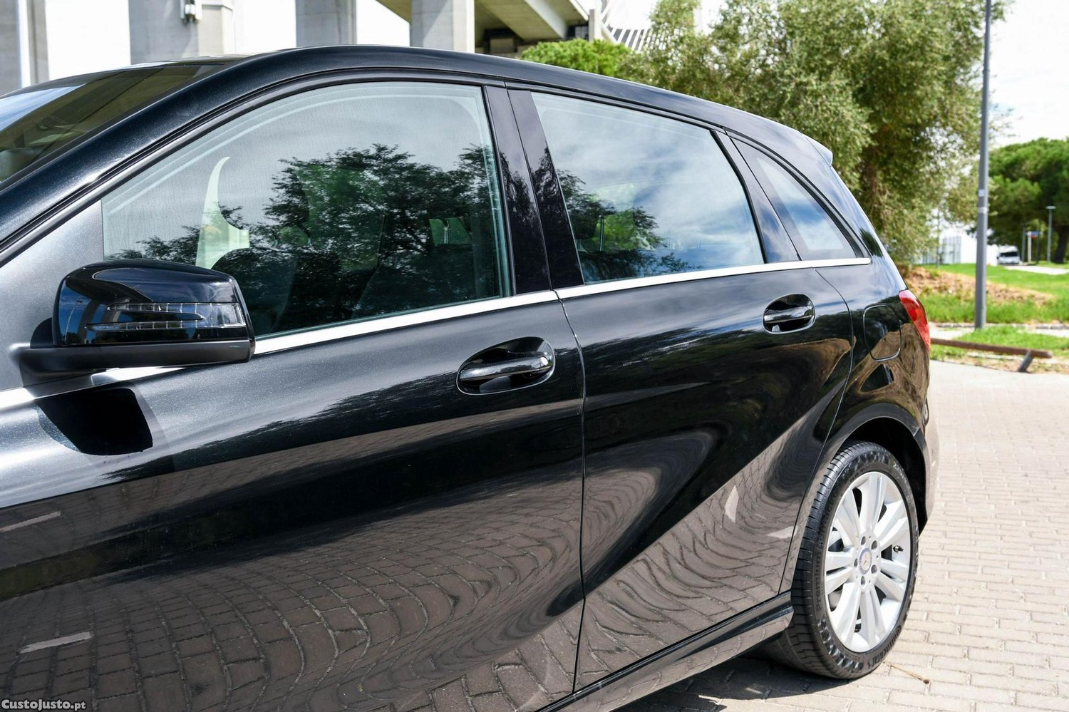 Mercedes-Benz B 180 CDi Style — fotografia 8