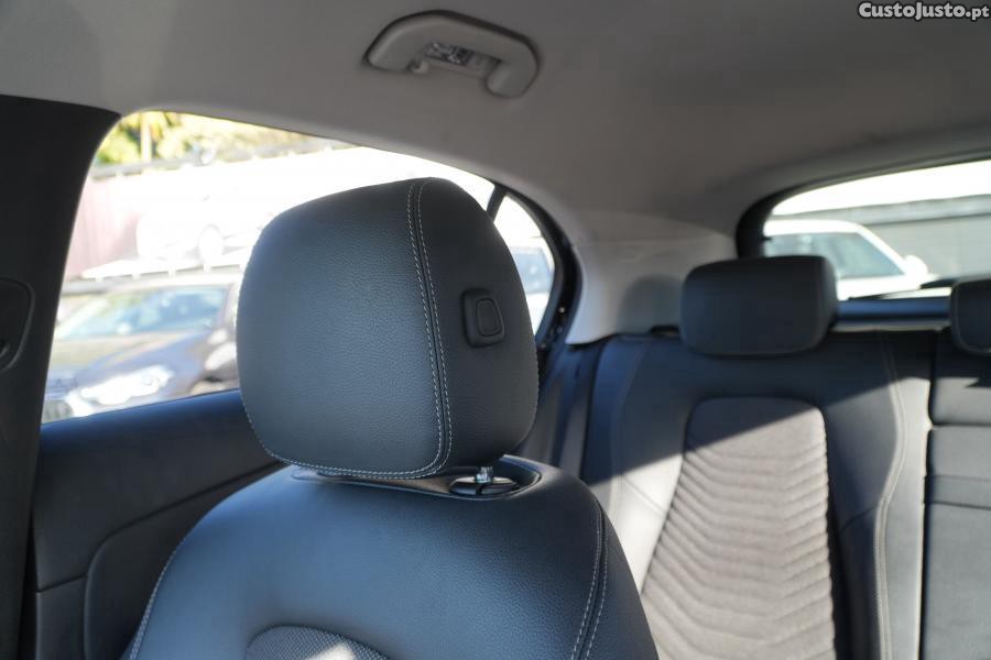 Mercedes-Benz A 200 Progressive Aut. — fotografia 2