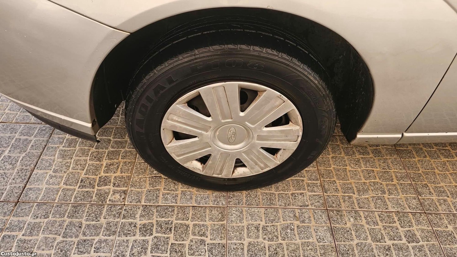 Ford Focus 1.4 — fotografia 5