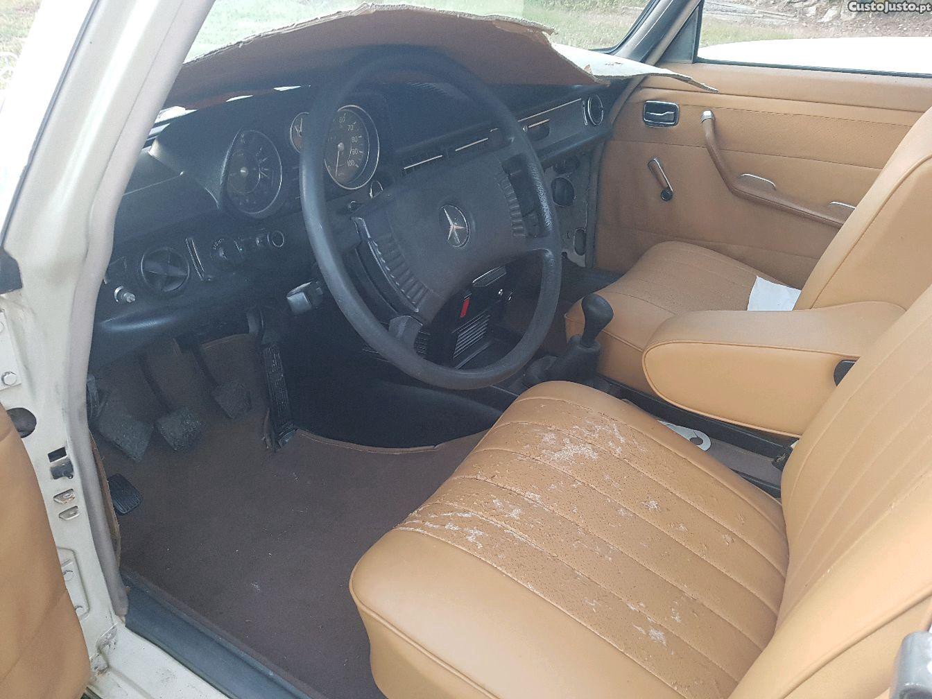 Mercedes-Benz 240 W115/8 — fotografia 9