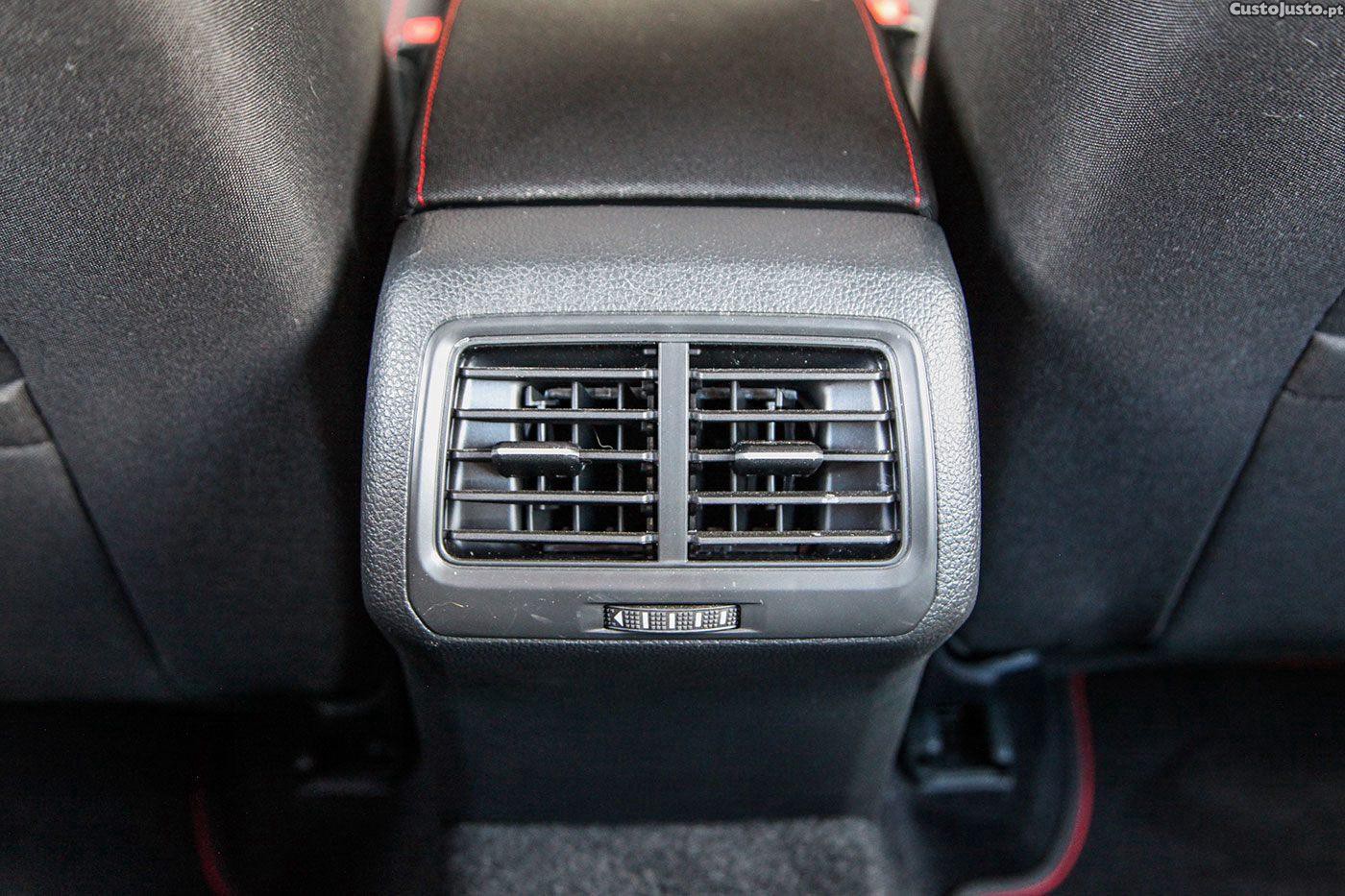 VW Golf GTI 7 DSG - 17 — photo 3