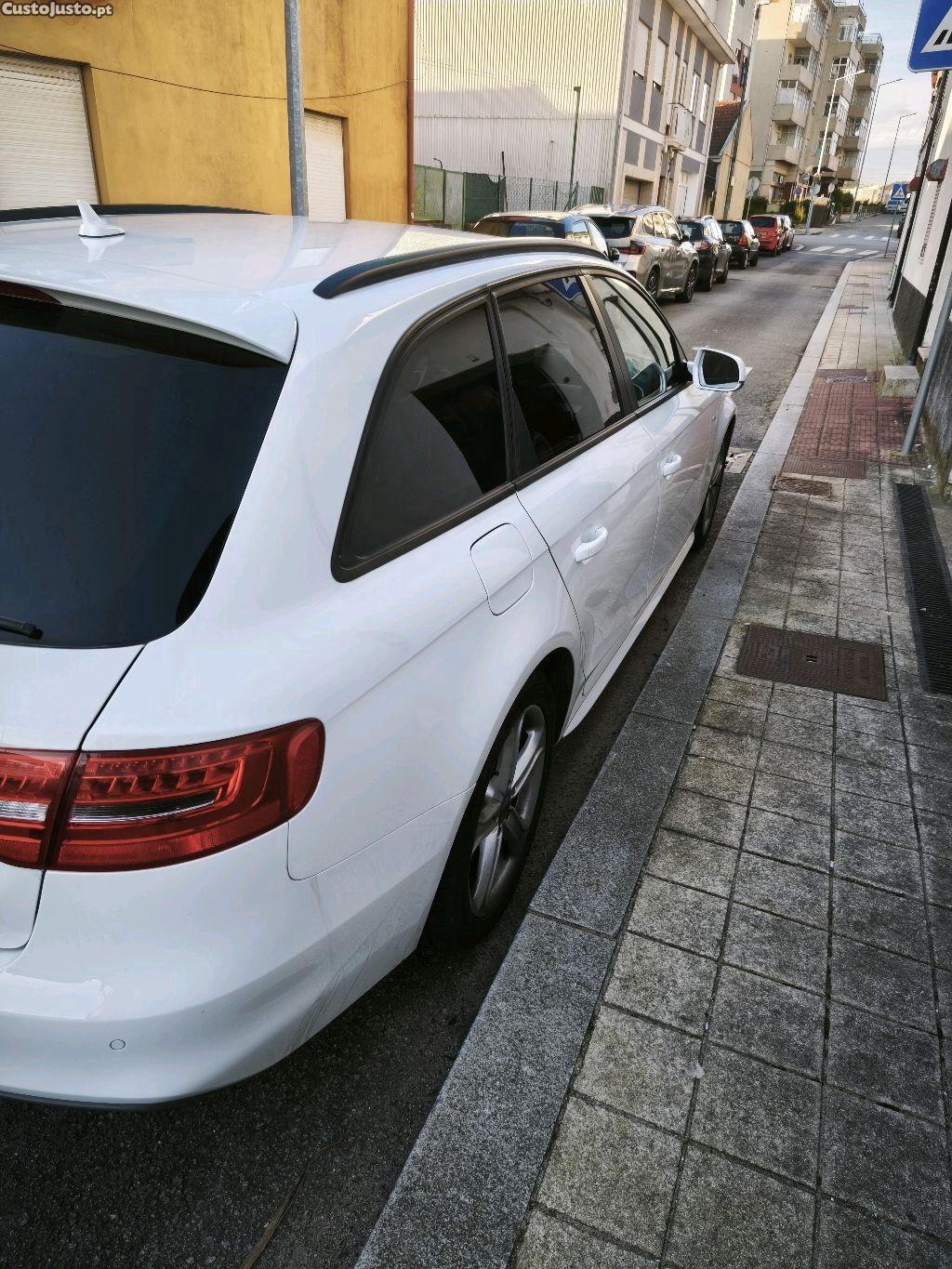 Audi A4 A4 Avant b8 2.0 business S line — photo 3