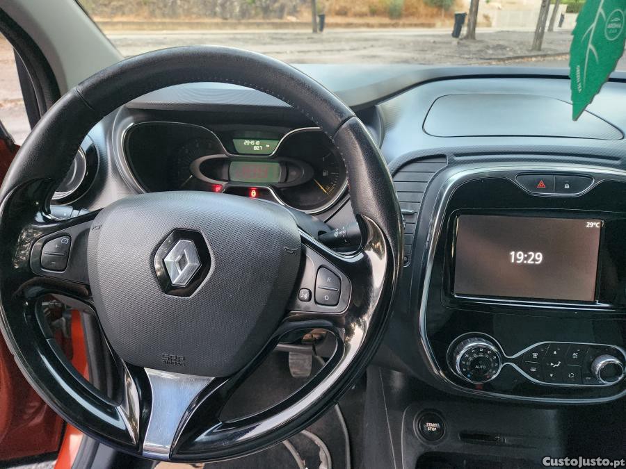 Renault Captur 1.5 dCi Expression — fotografia 3