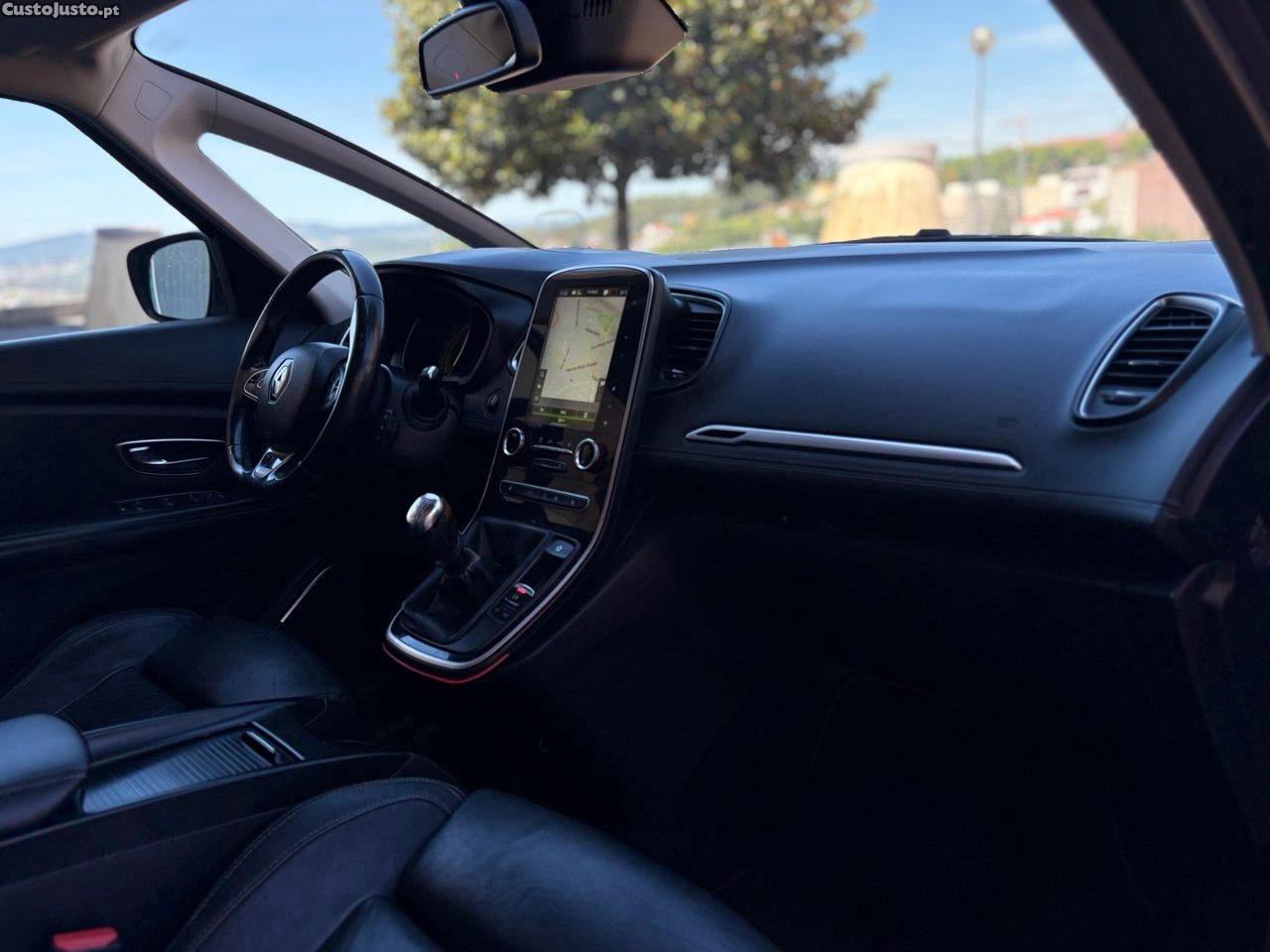 Renault Grand Scénic 1.5 dci Bose Edition — fotografia 6
