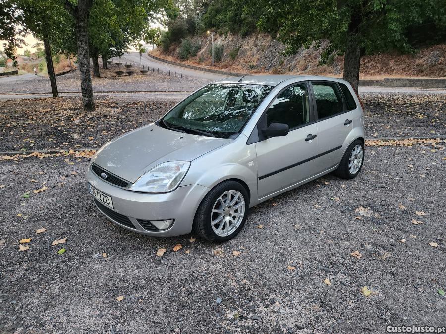 Ford Fiesta ... — fotografia 8