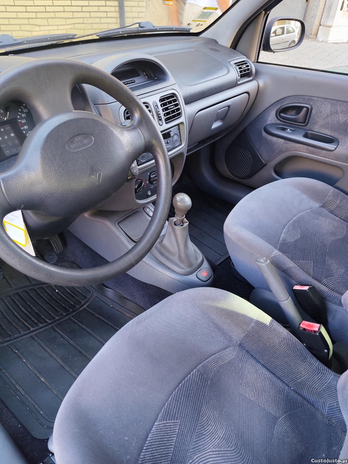 Renault Clio FASE 2 — photo 2