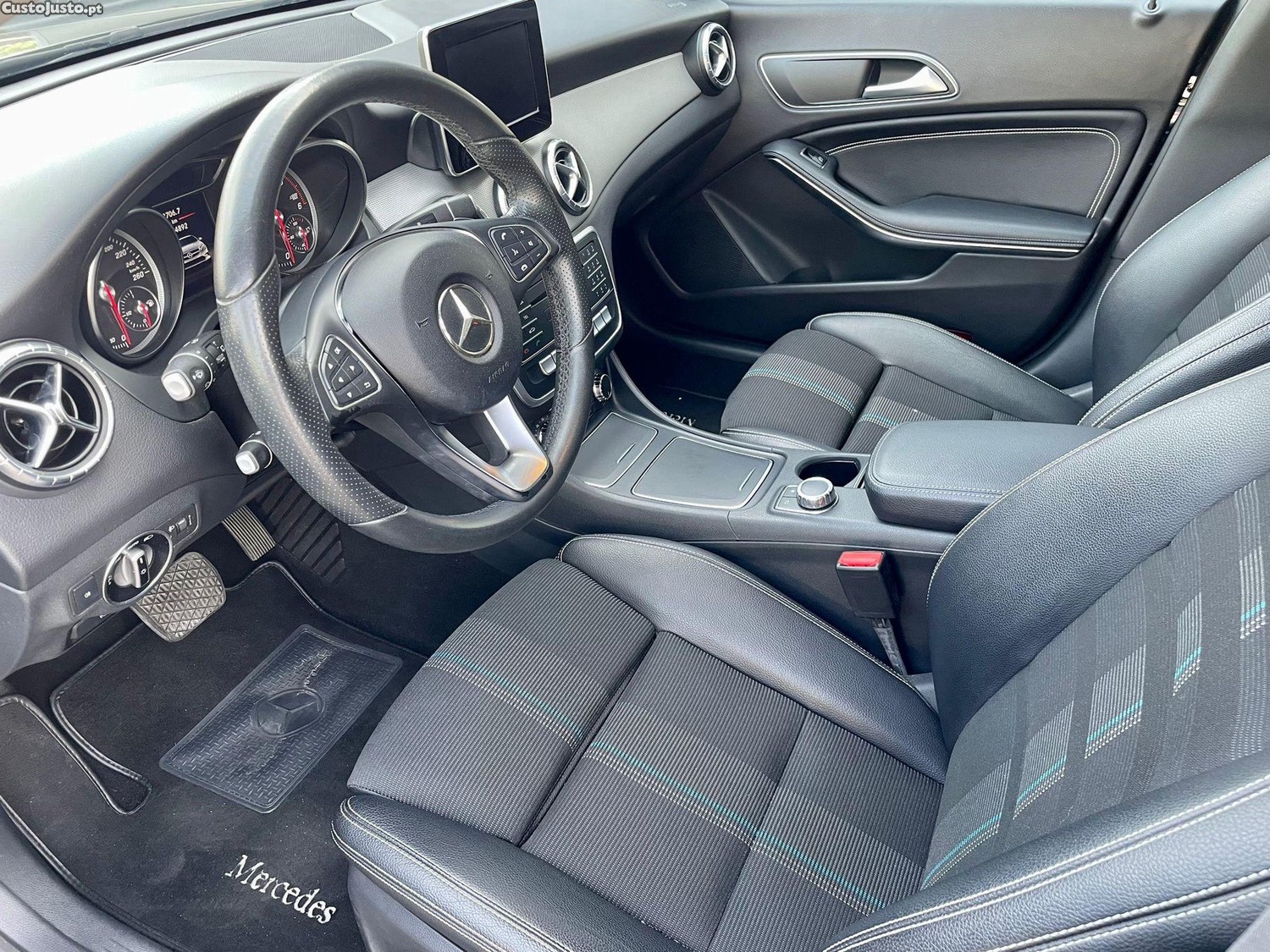 Mercedes-Benz CLA 200 d Shooting Brake Urban Aut. — fotografia 6