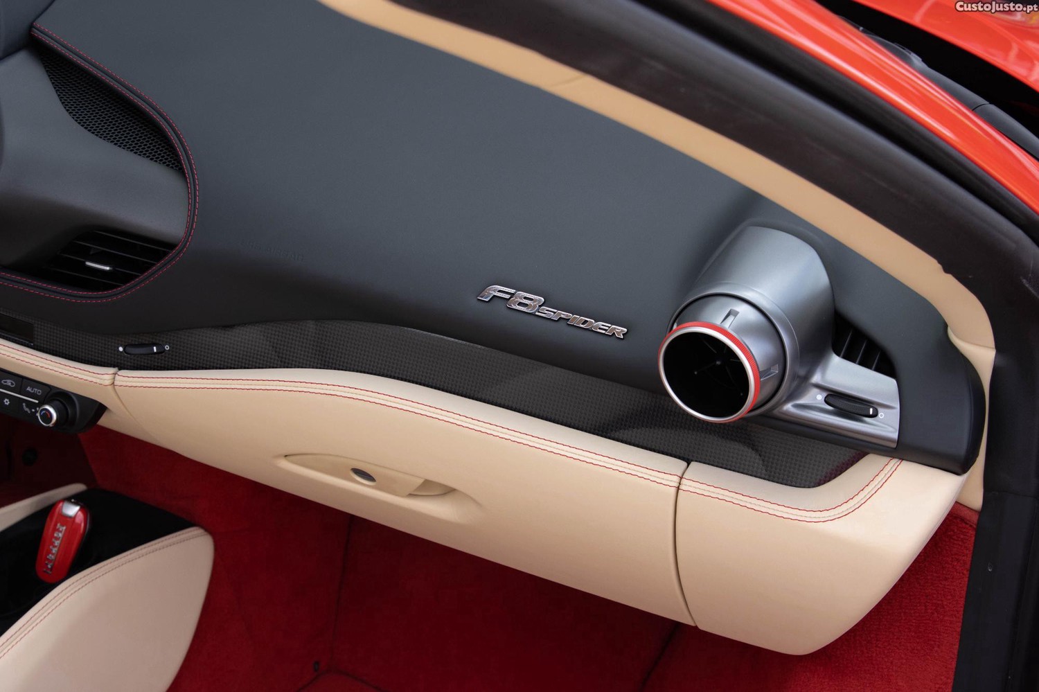 Ferrari F8 Spider V8 — fotografia 9
