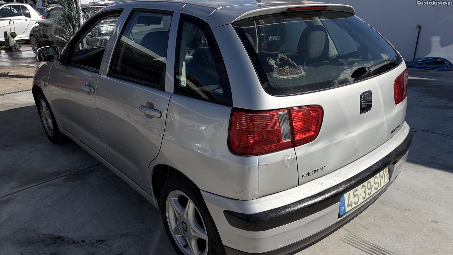 SEAT Ibiza 1.0 — fotografia 4