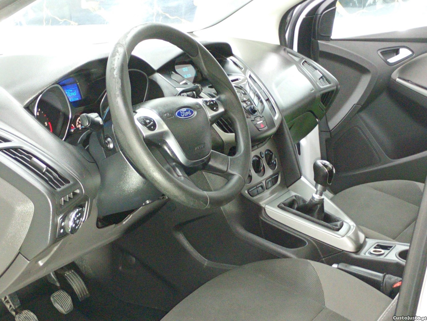 Ford Focus SW 1.6 TDCi Trend Easy — fotografia 13