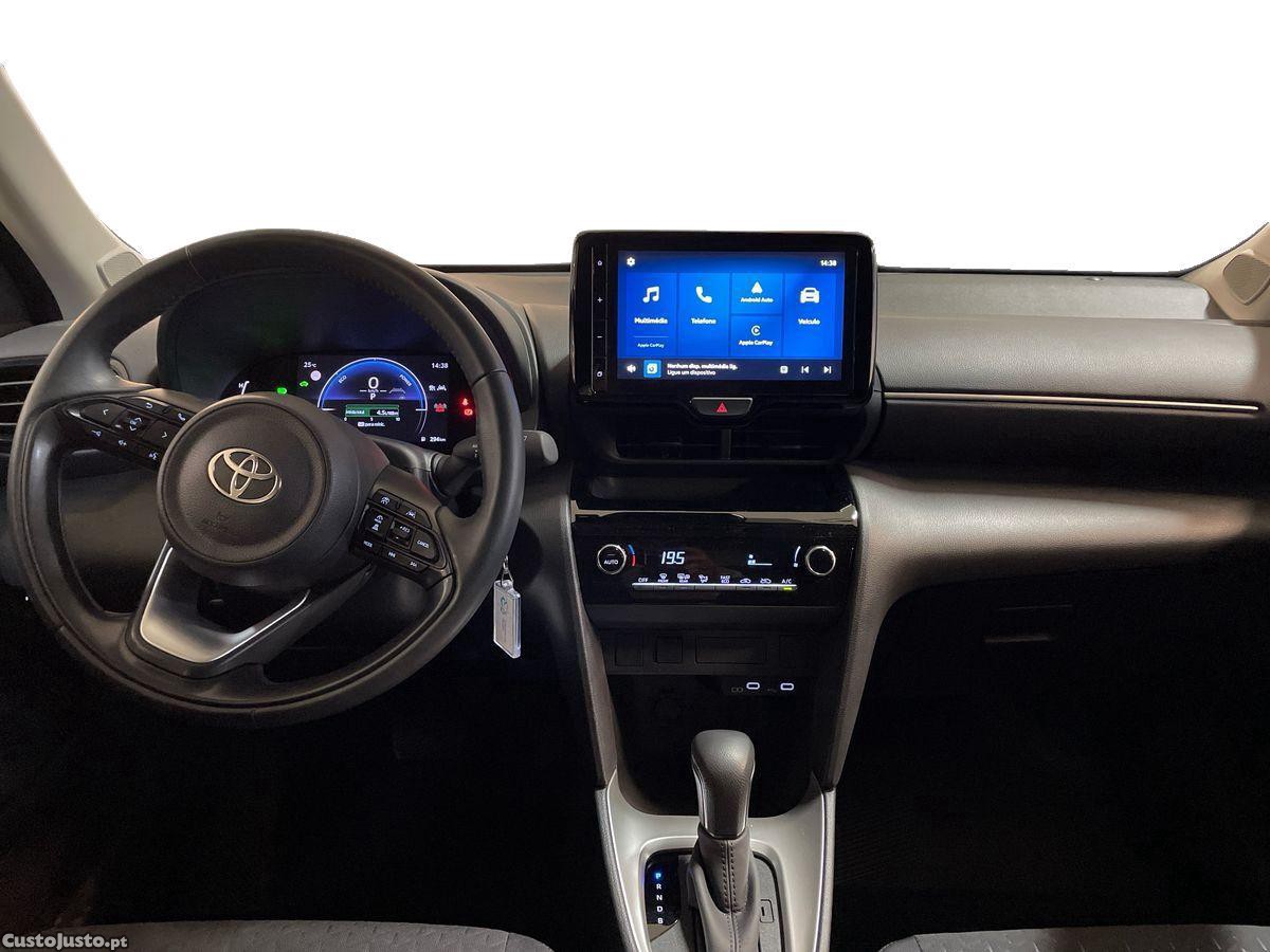 Toyota Yaris Cross 1.5 HDF Comfort Plus — fotografia 11