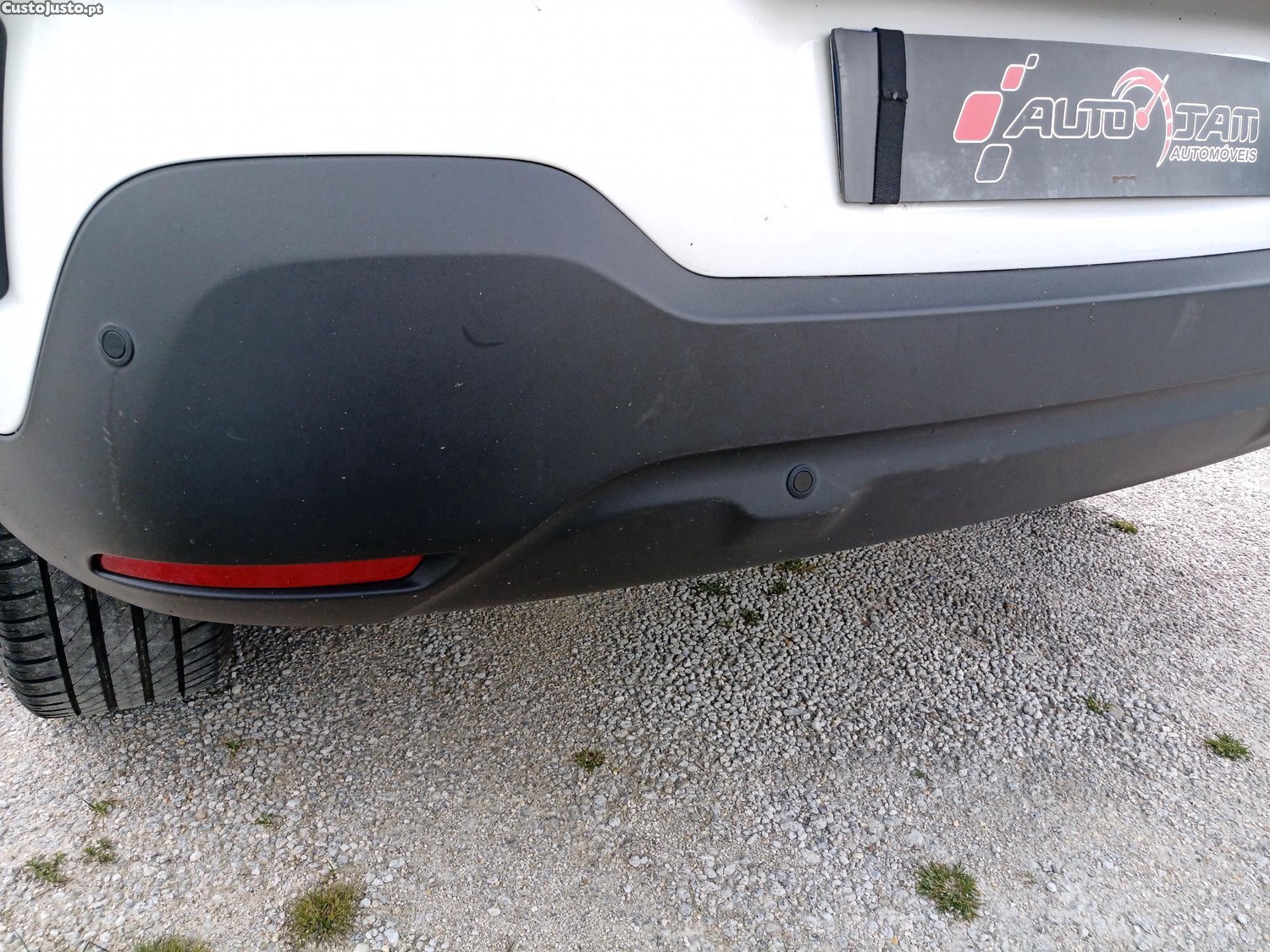 Citroën C4 Cactus Phase 2 1.5 BlueHDi 100 Live — fotografia 4