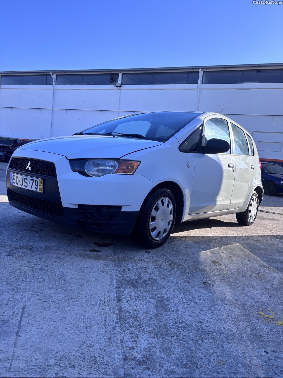 Mitsubishi Colt Confort — fotografia 6