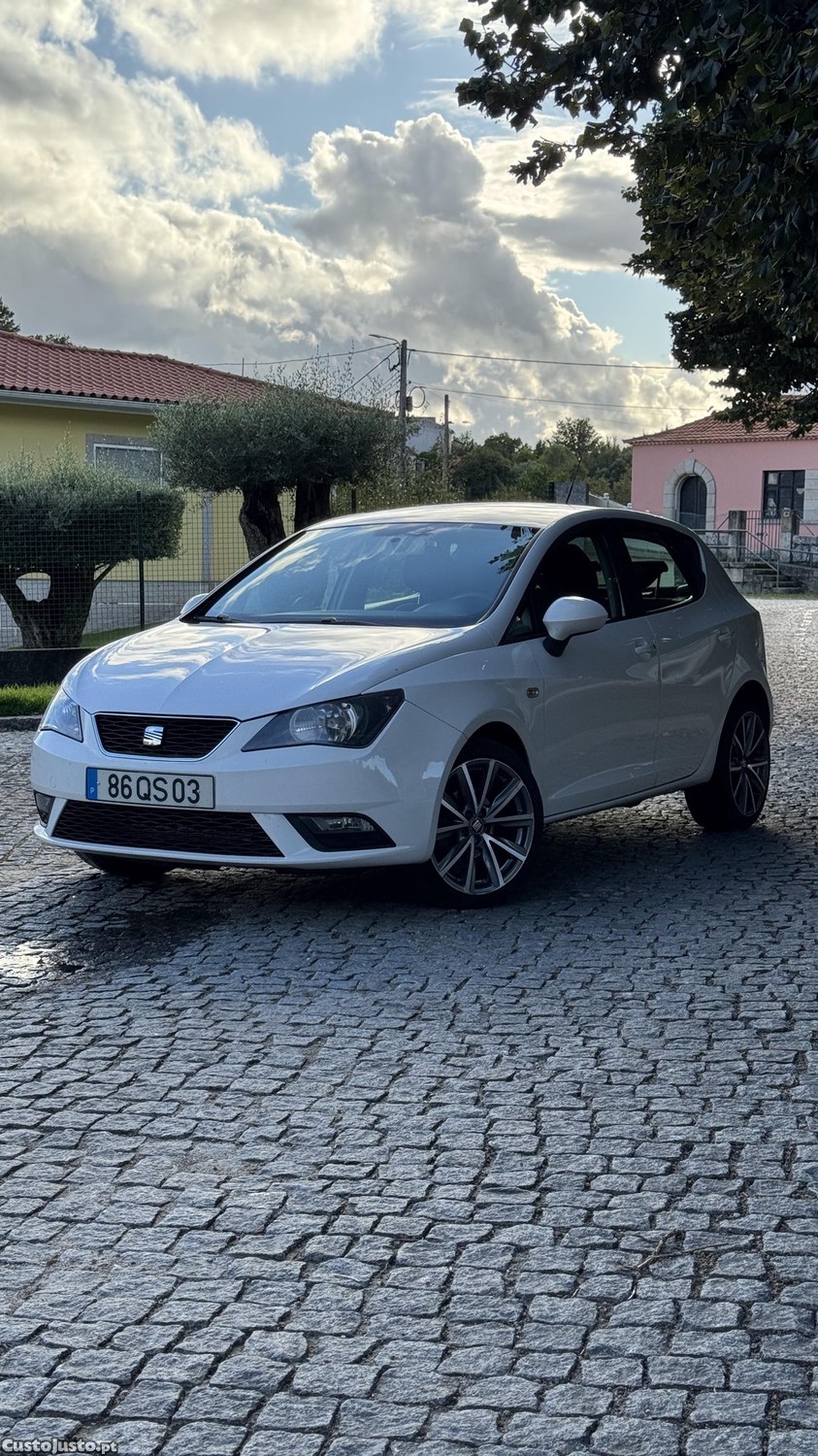 Seat Ibiza 1.6TDI - 13 foto 2