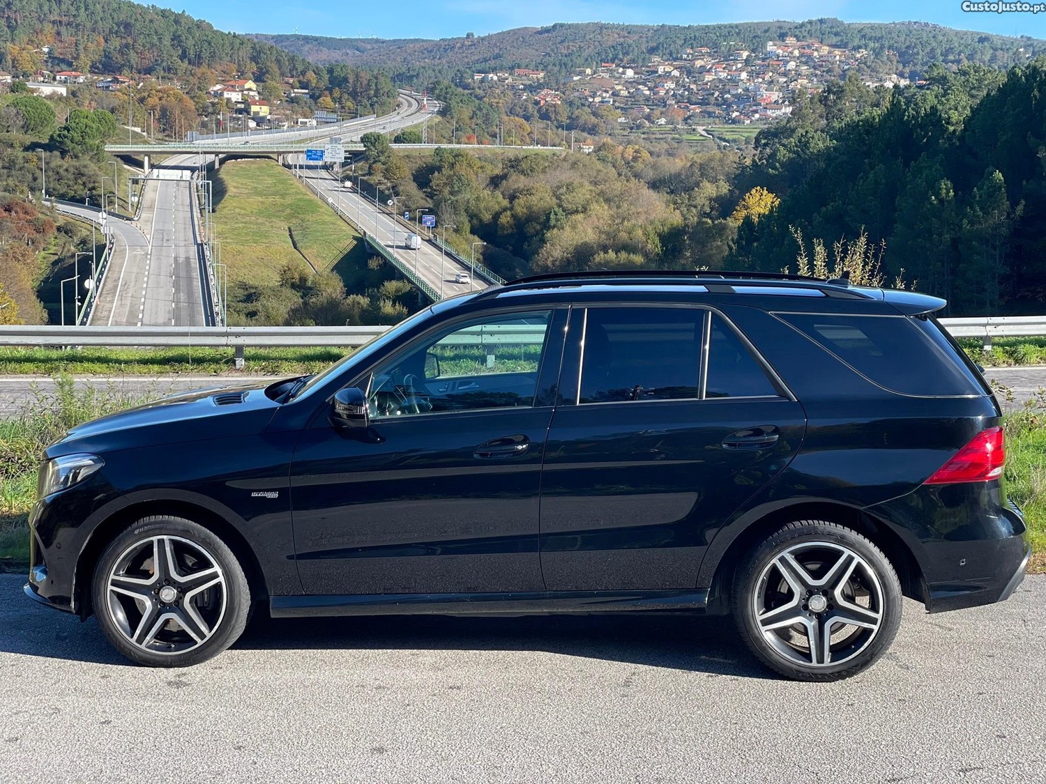Mercedes-Benz GLE 43 AMG 4-Matic — fotografia 20