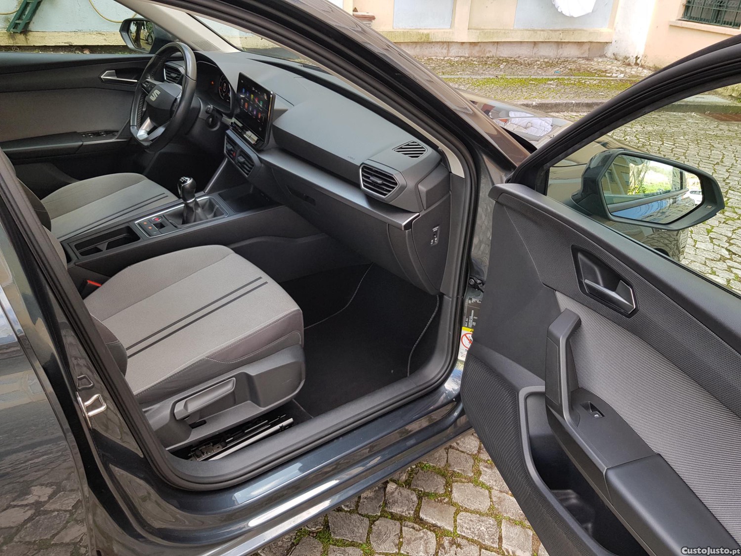 SEAT Leon 2.0 TDi 115cv Nacional — fotografia 2