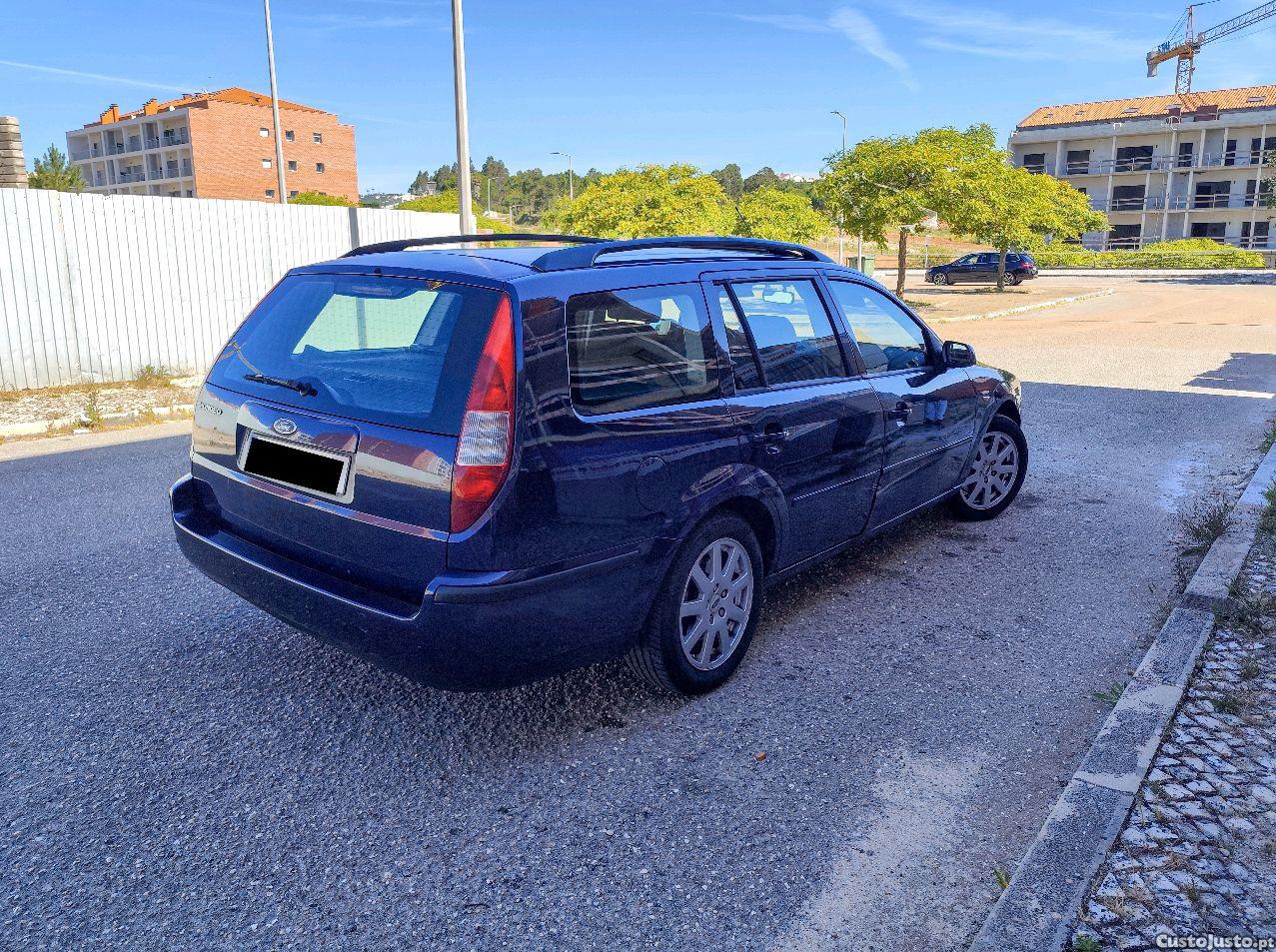 Ford Mondeo 2.0 TDDI — fotografia 4