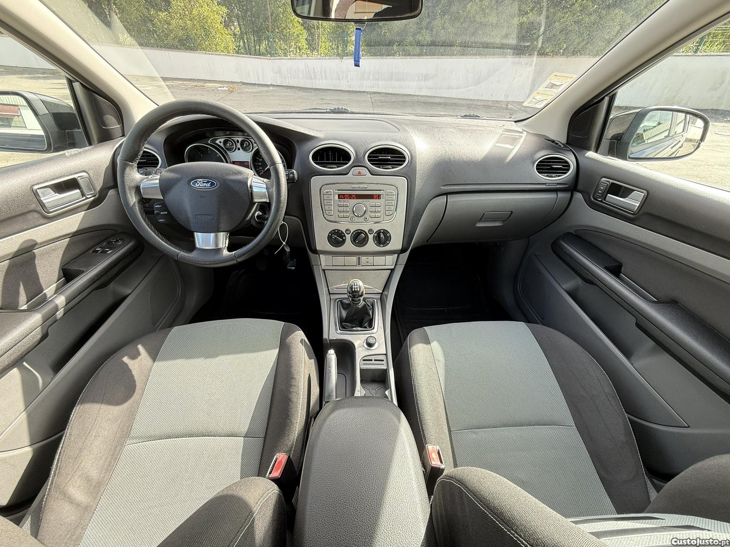 Ford Focus 1.6 TDCI de 2008 — fotografia 11