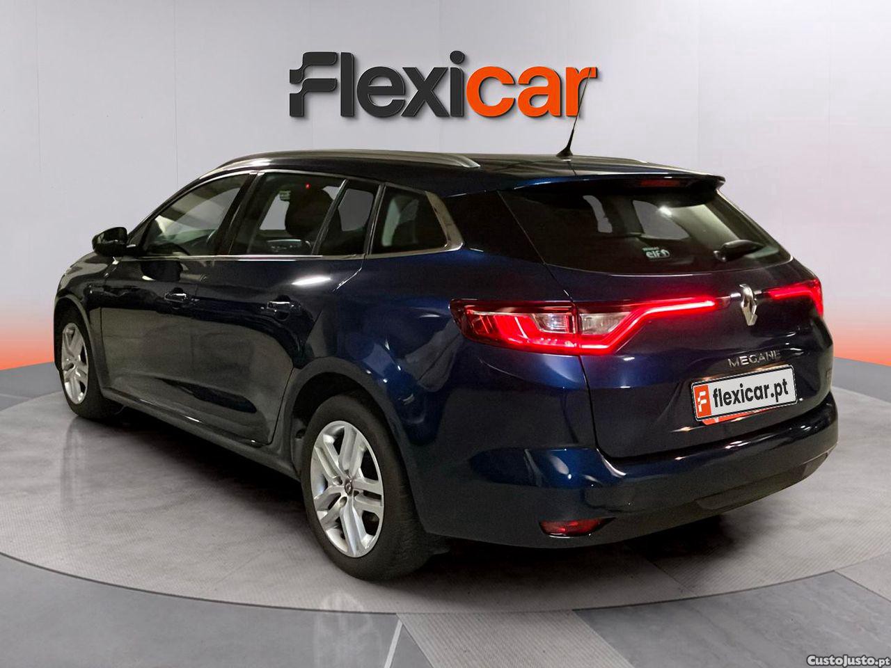 Renault Mégane Sport Tourer BLUE dCi 115 INTENS - 17 — photo 3
