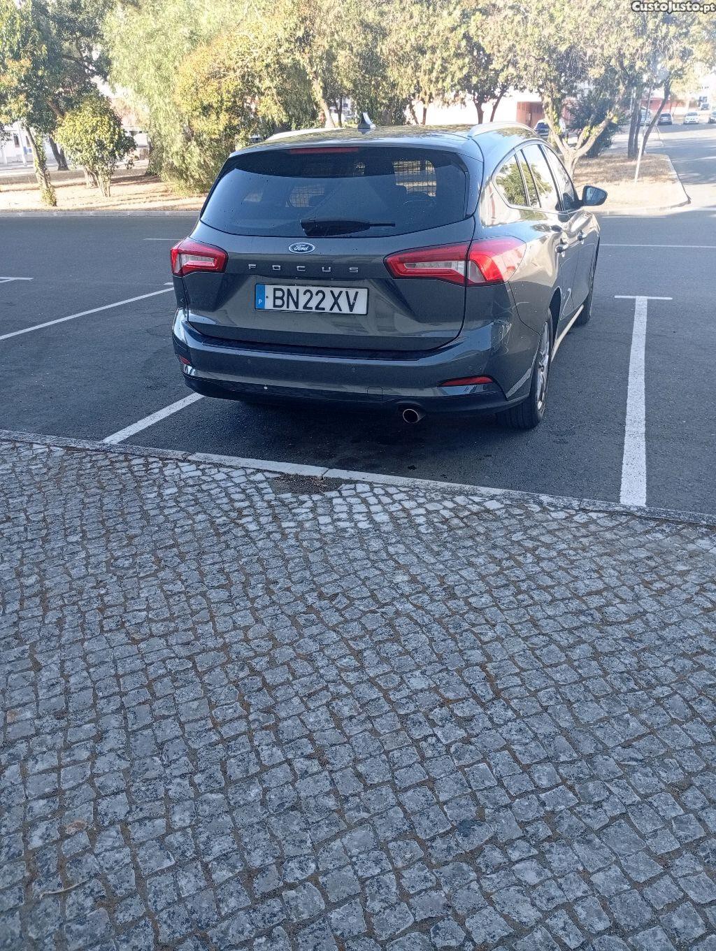 Ford Focus 1.5 — fotografia 6