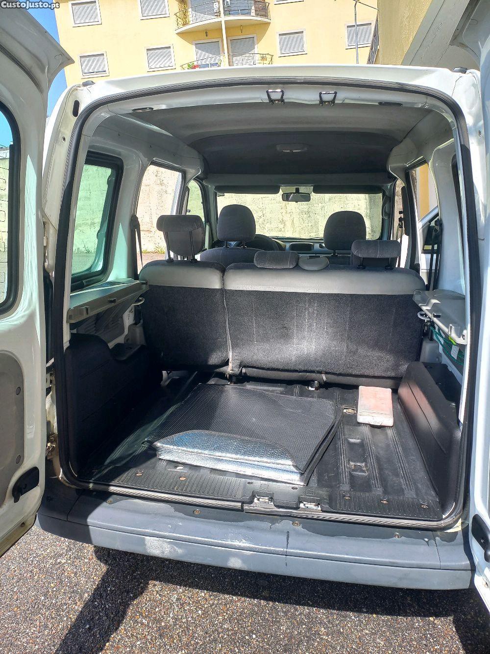 Renault Kangoo 1.5 — photo 5