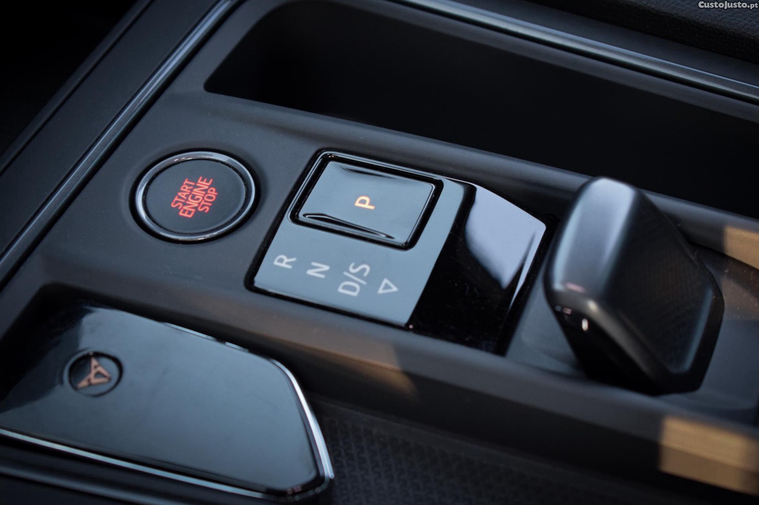 CUPRA Formentor Teto de abrir - DSG 1.4 Hybrid 204cv - 23 foto 5