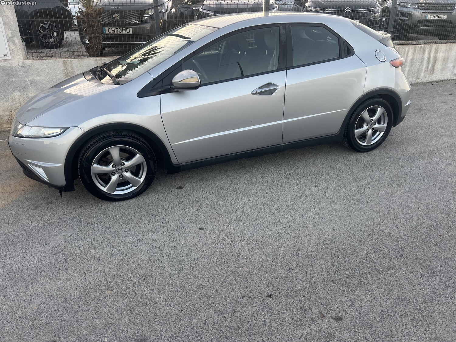 Honda Civic 1.4 — fotografia 10