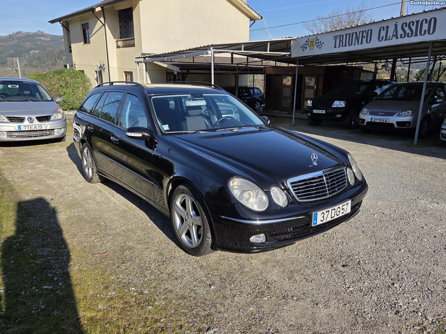 Mercedes-Benz E 220 Cdi SW Avantgard Auto — fotografia 6