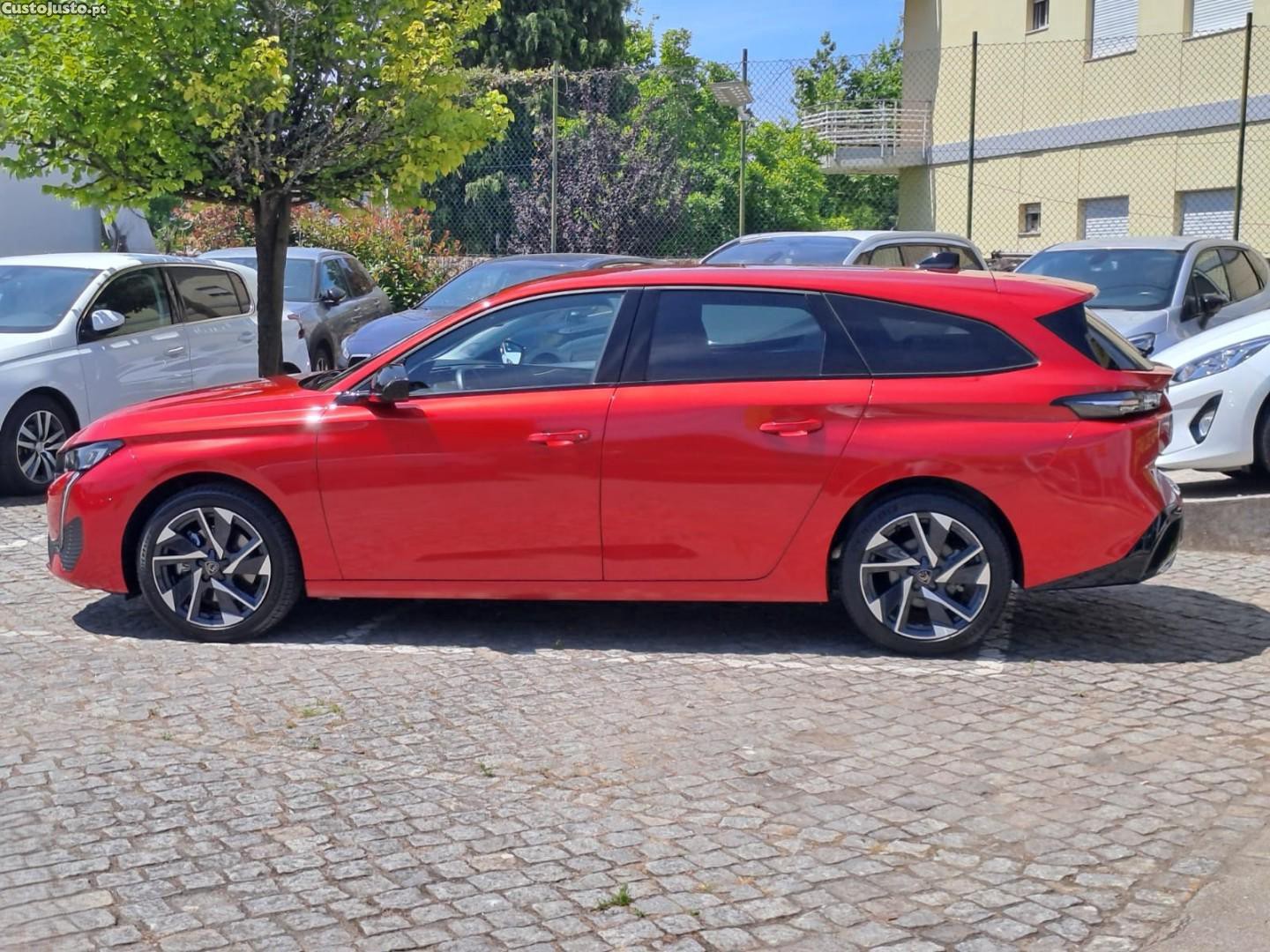 Peugeot 308 1.2 PureTech Allure Pack EAT8 - 24 — photo 5