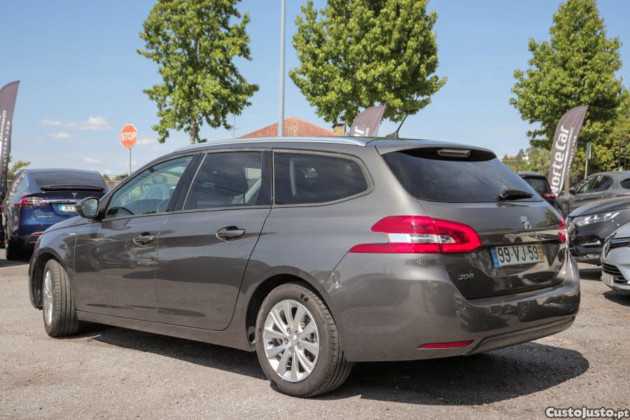 Peugeot 308 1.5 BlueHDi Style — photo 3