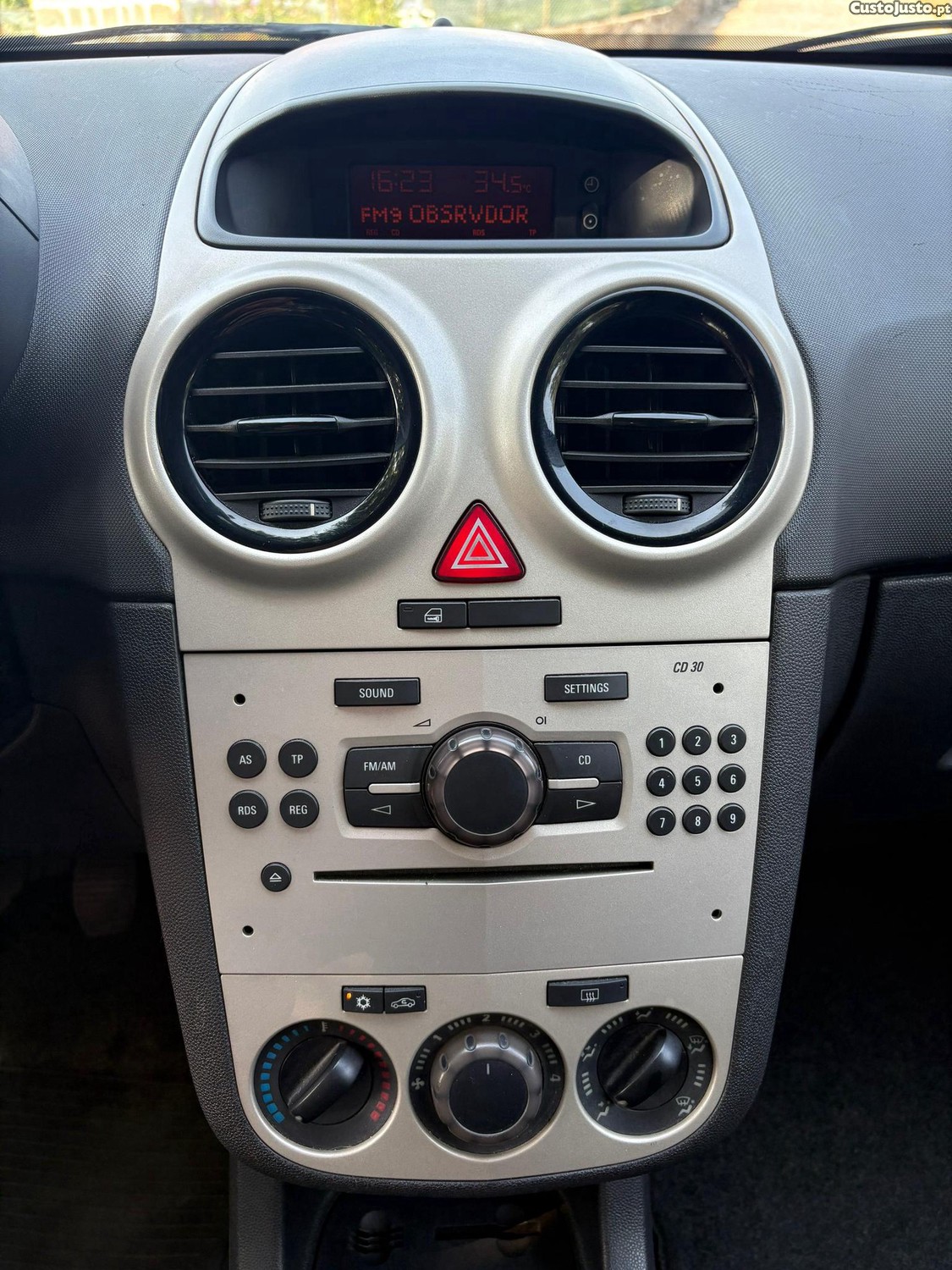 Opel Corsa Comercial 1.3 CDTI 75cv — fotografia 5