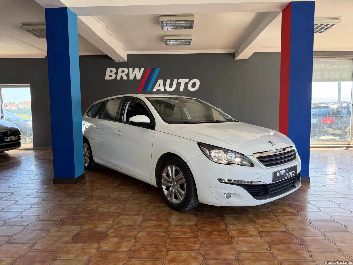 Peugeot 308 BlueHDi 100 Stop & Start Nível 1 Business-Line — fotografia 14