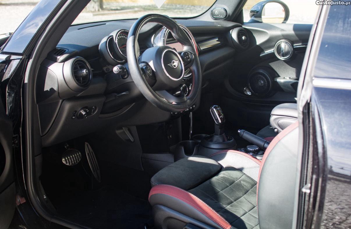MINI John Cooper Works LCI — fotografia 7