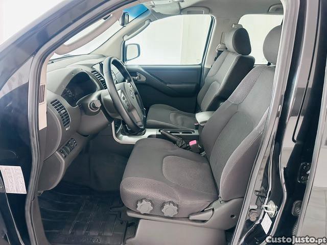 Nissan Navara (D40)2.5dCi 171cv 4X4 Cab/Dupla 5 Lugares — fotografia 5