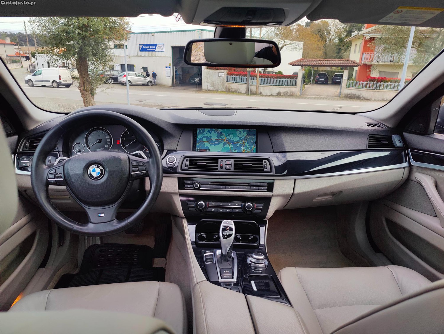 BMW 520 dA Luxury — fotografia 2