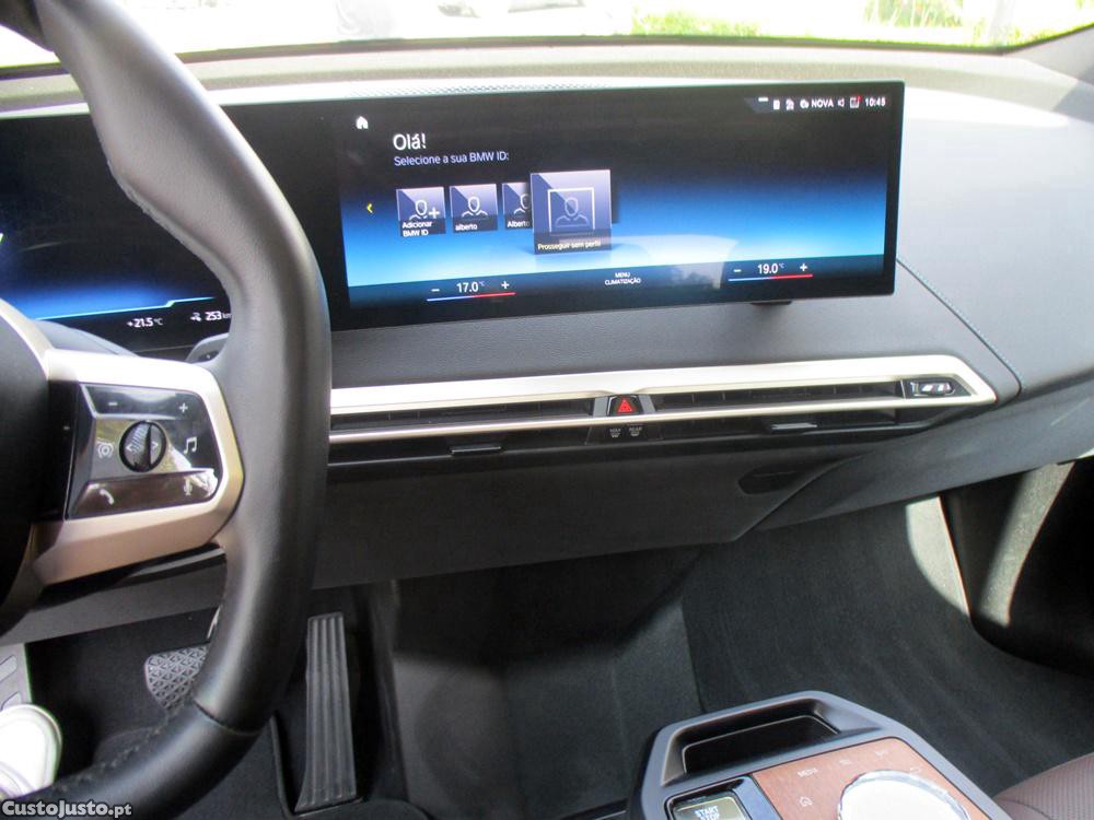 BMW iX Xdrive50 - 23 — photo 5