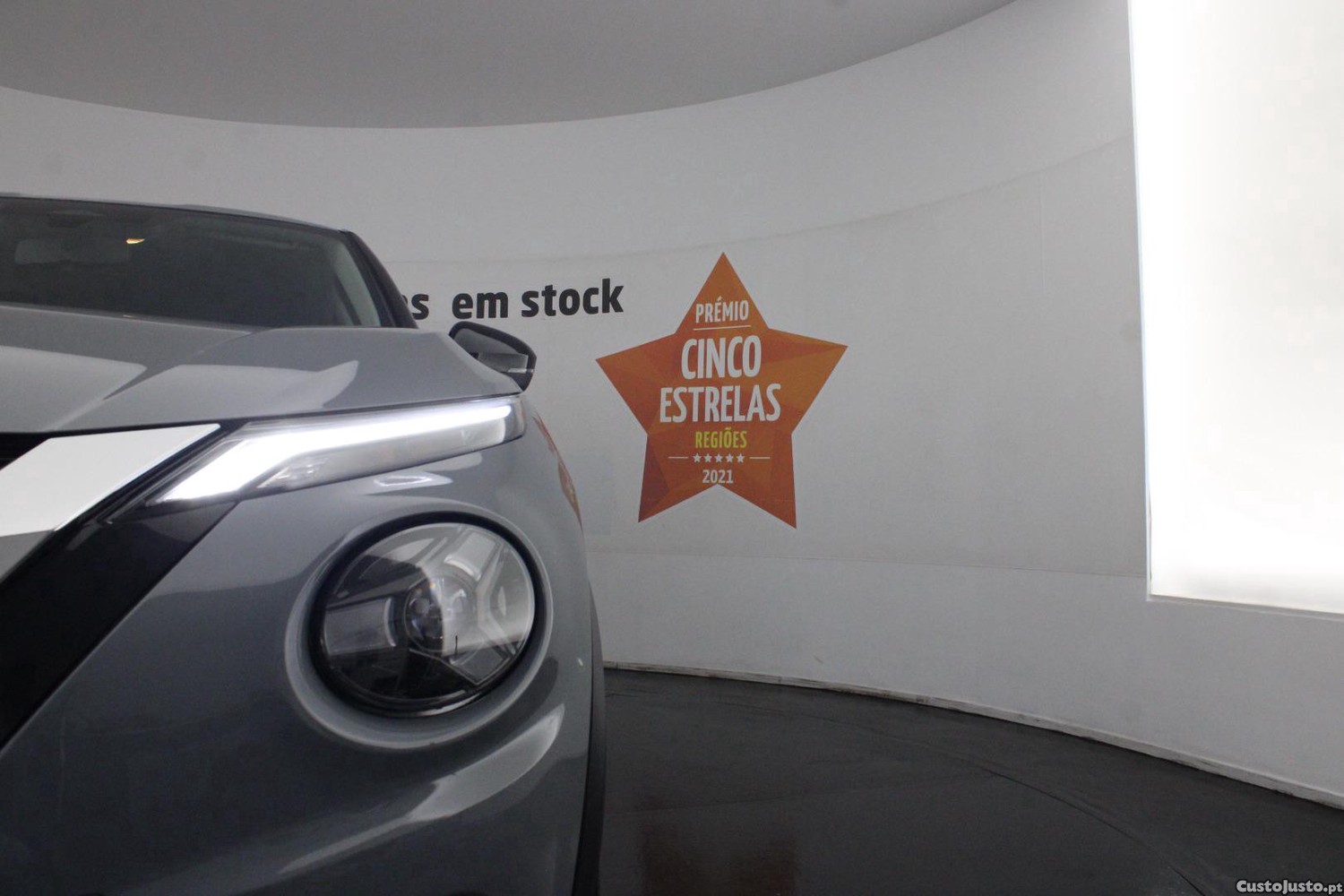 Nissan Juke 1.0 DIG-T ACENTA (AUTO) — fotografia 4