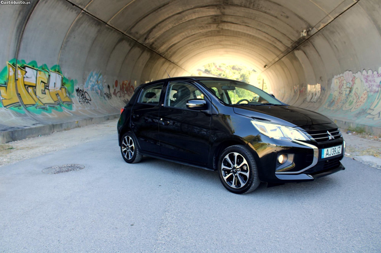 Mitsubishi Space Star Intense Connect Edition — fotografia 11