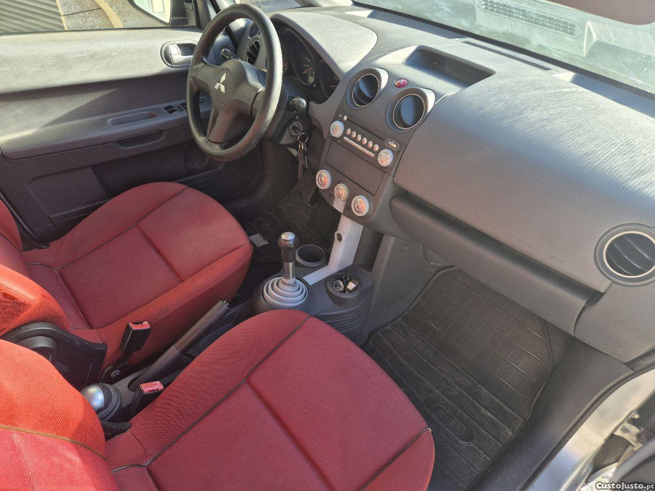 Mitsubishi Colt 1.5 did 90cv — photo 3