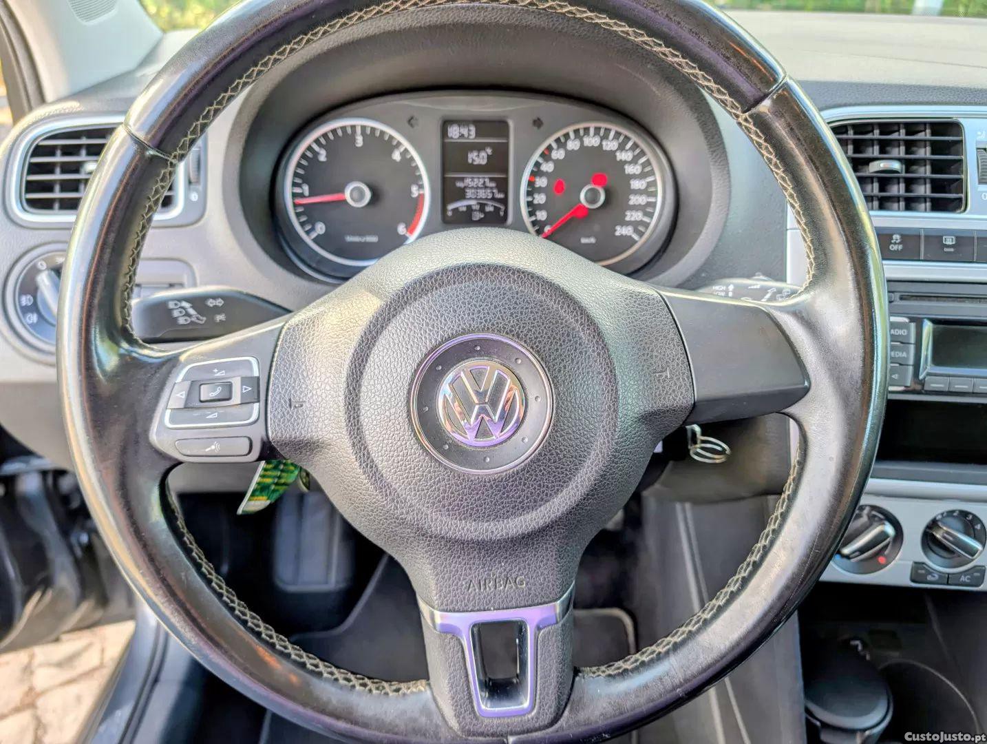 Volkswagen Polo 1.6 tdi match bluemotion — fotografia 4