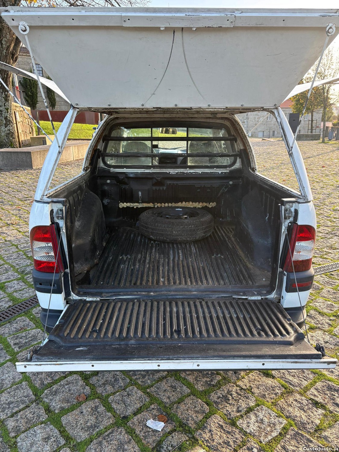 Fiat Strada Pick up com Caixa 1.3 CDTI 85cv — fotografia 11