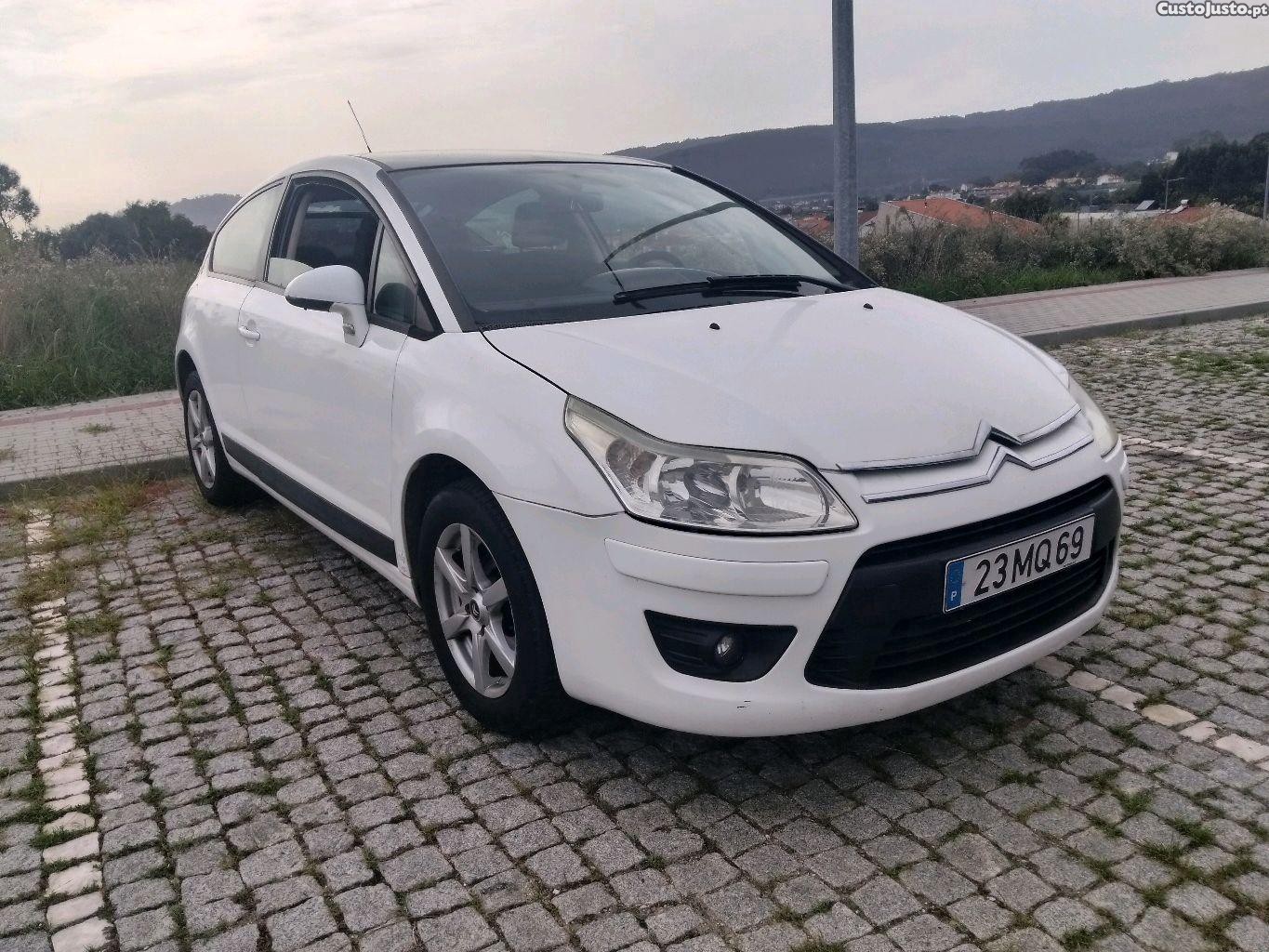 Citroën C4 Coupé 5 lugares 1.6 HDi - 08 foto 2