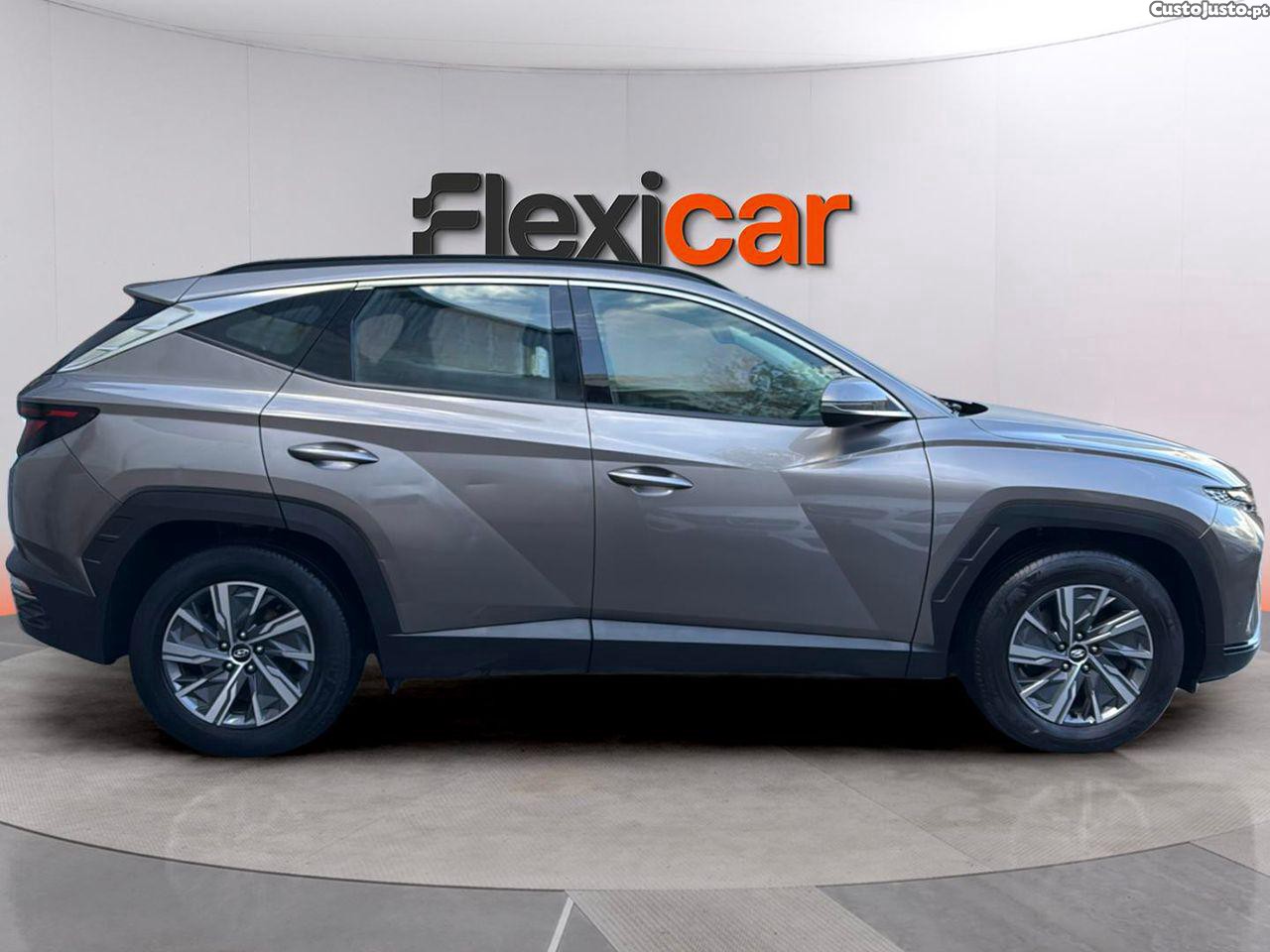 Hyundai Tucson 1.6 T-GDI PREMIUM - 22 foto 3