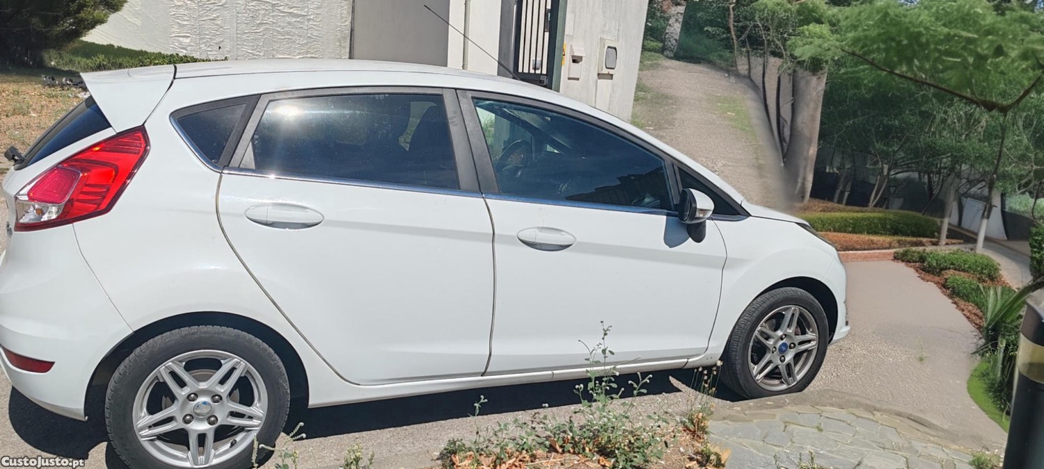 Ford Fiesta Start-Stop — photo 2