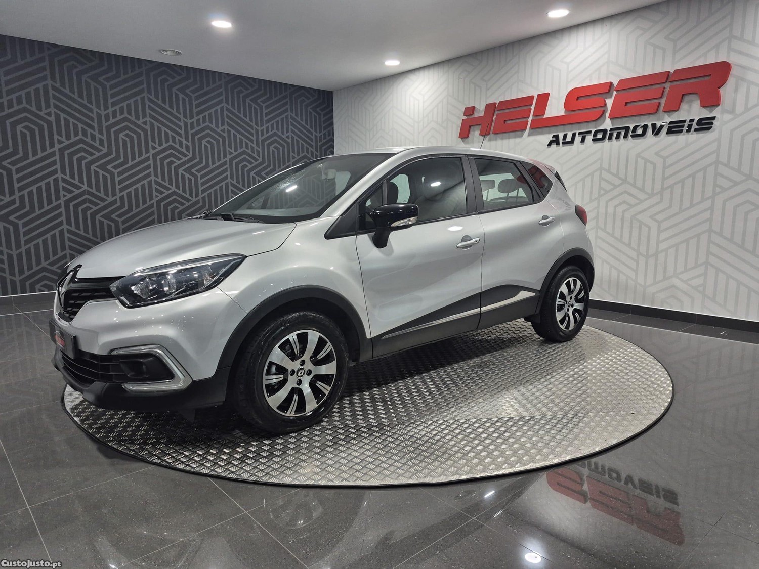 Renault Captur 1.5 DCI Expression — photo 3