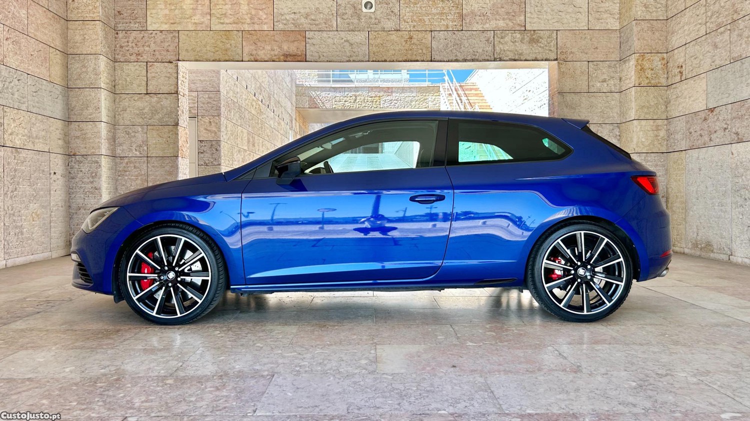 SEAT Leon SC Cupra 300 Performance — fotografia 10